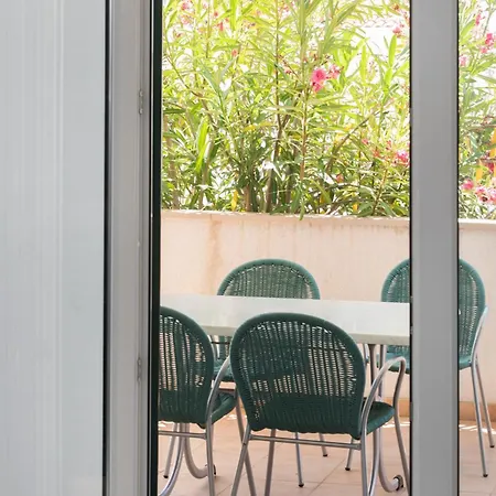 Seaview Zen Milna Apartment *