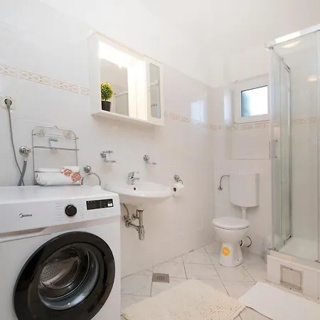 Seaview Zen Milna Apartment *