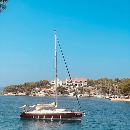 Seaview Zen Milna Apartment