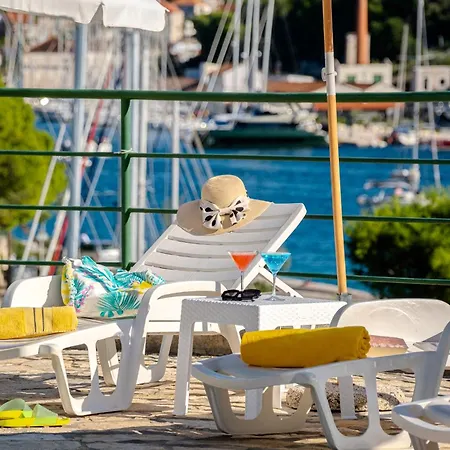 Seaview Zen Milna * Milna (Brac)
